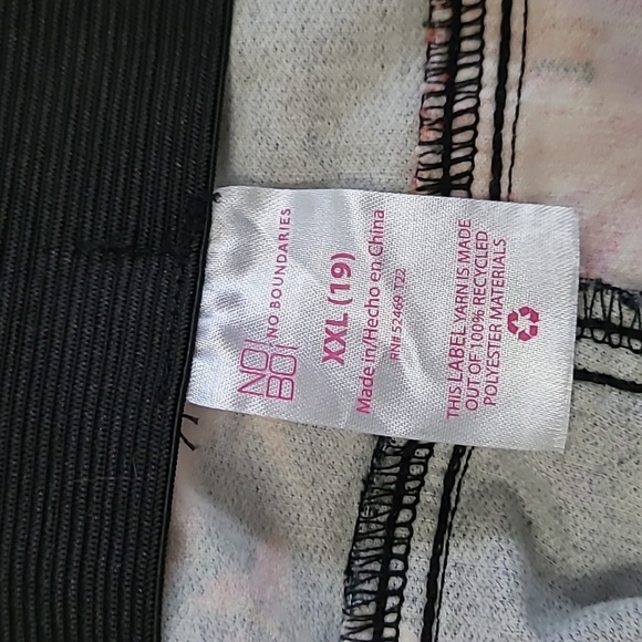 No Boundaries Black Floral Corduroy Pullon Flare Pants size XXL (19) - Picture 4 of 10